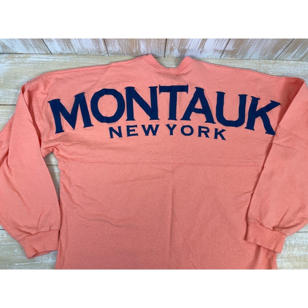 Vintage MONTAUK Long Island NY Women's XS Peach Long Sleeve Shirt Made In USA